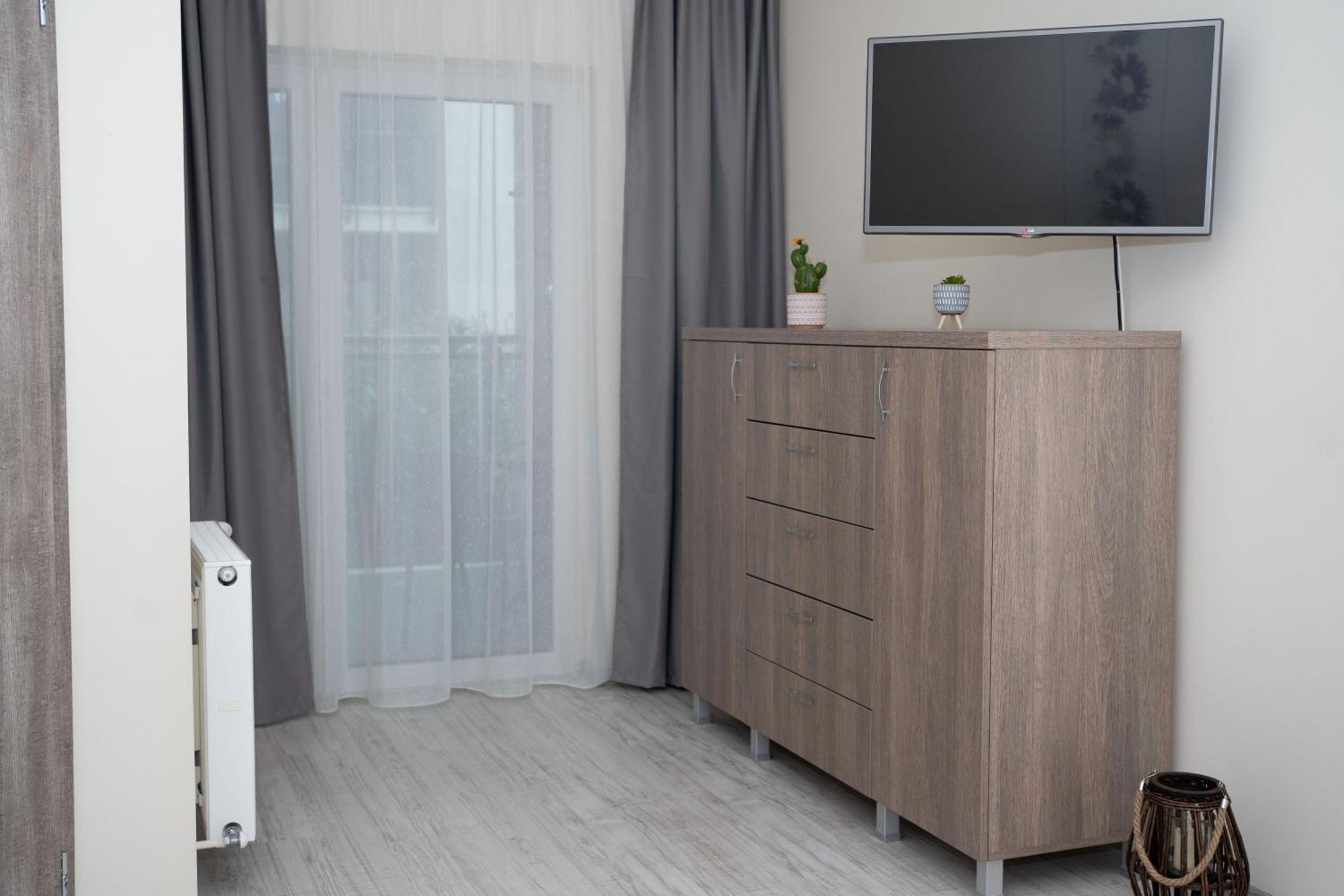 Arad Plaza Viktoria Apartament Экстерьер фото